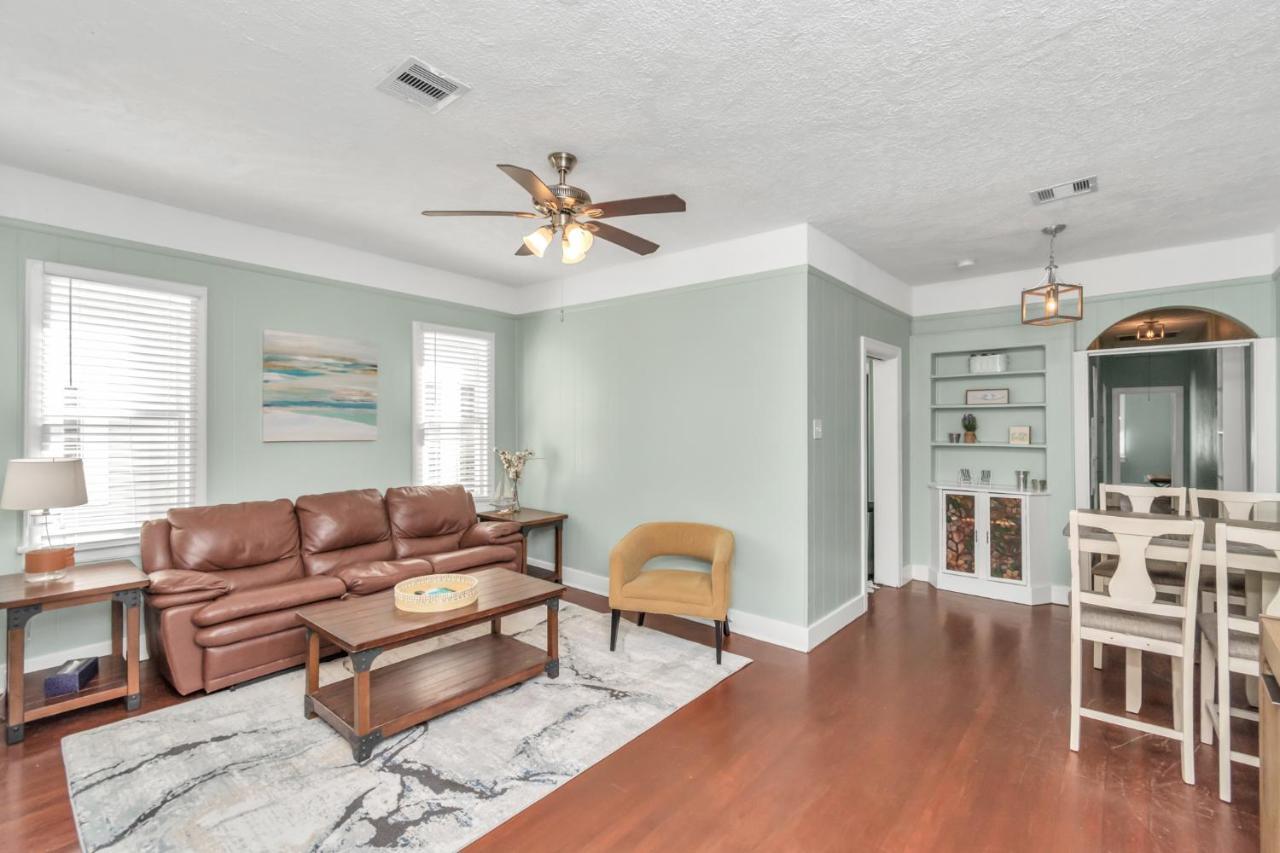 Cozy Historic Galveston House-8 Min Walk To Beach! Екстериор снимка