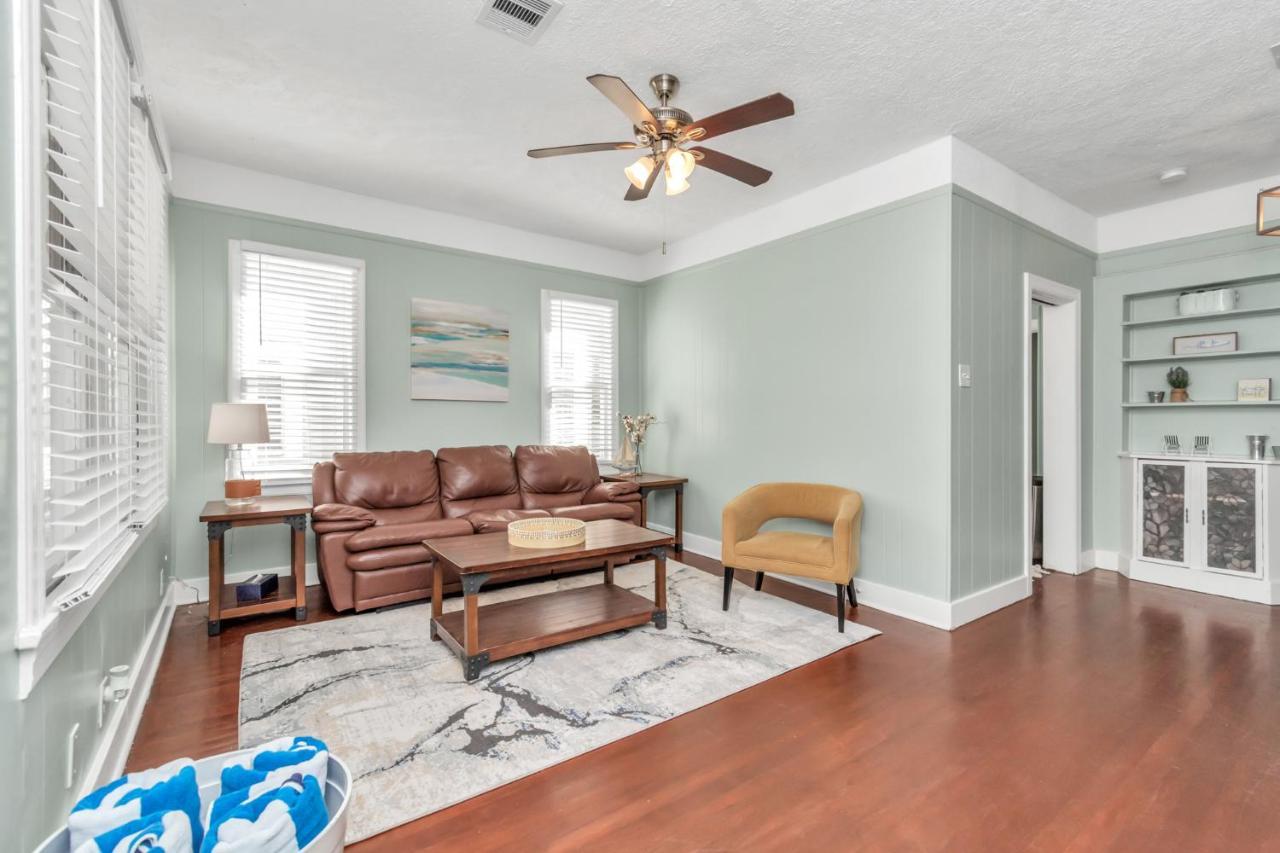 Cozy Historic Galveston House-8 Min Walk To Beach! Екстериор снимка